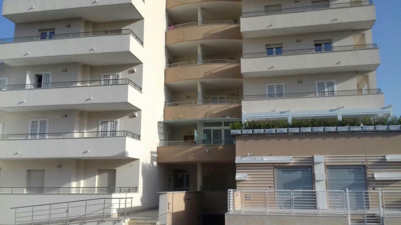 ナポリPalazzo Del Mareアパートメント エクステリア 写真